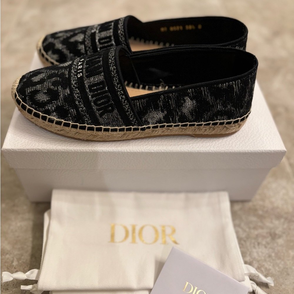 DIOR
Lurex Embroidered Mizza Granville Espadrille 38.5. Worn only once for 30min - Picture 2 of 8